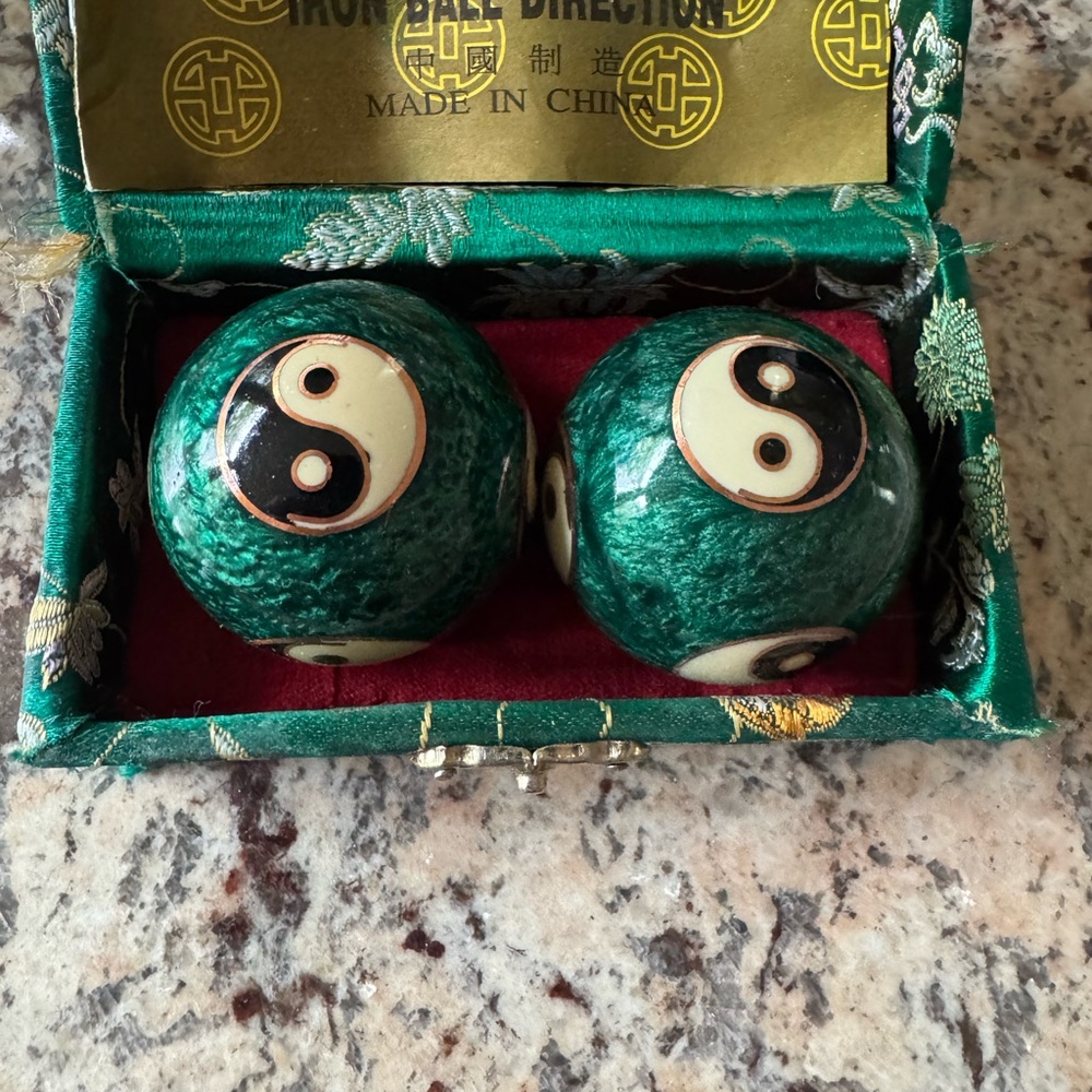 Chinese Yin Yang Harmony Chiming Balls vintage Meditation Zen Calming Therapy